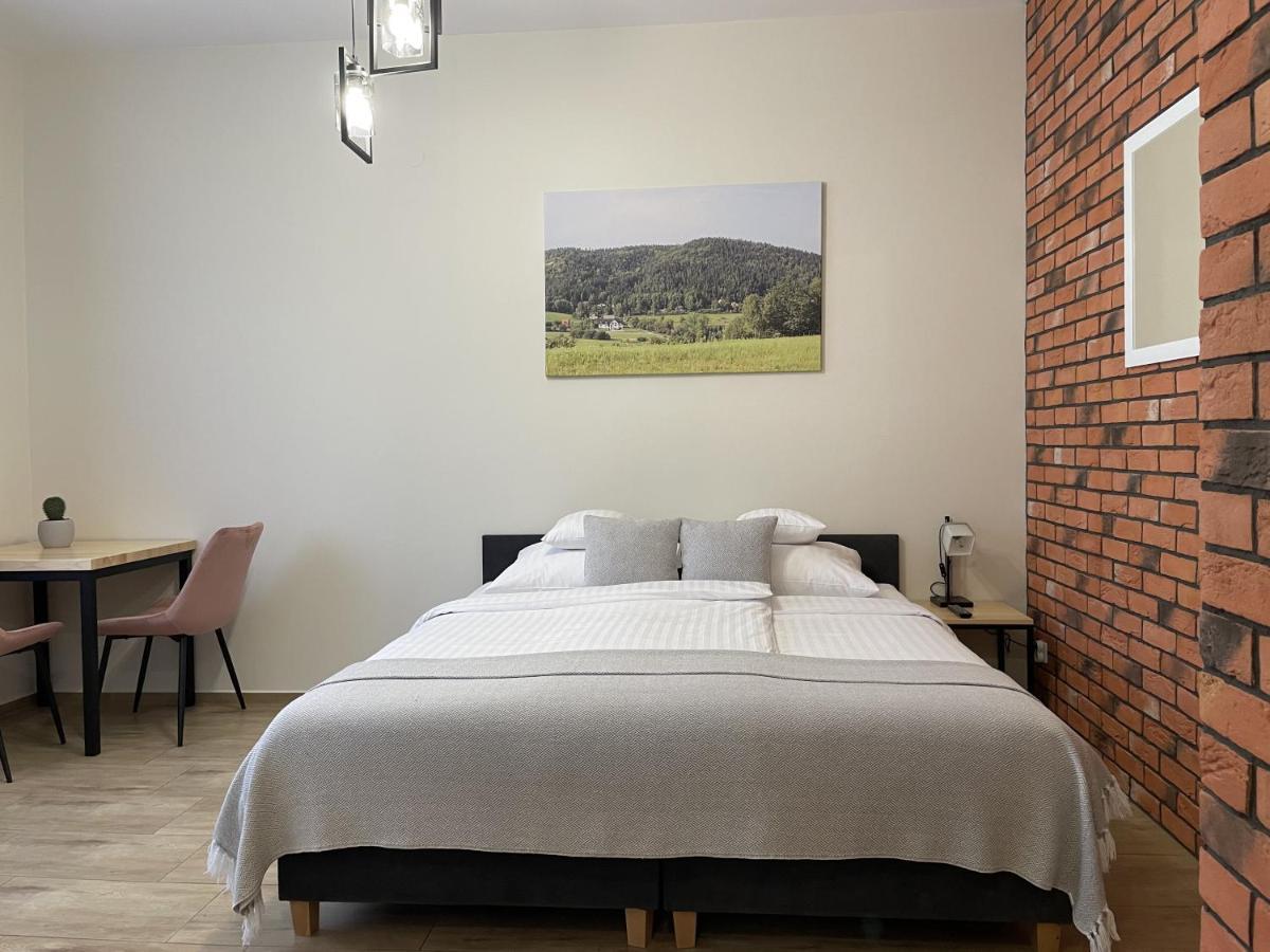 Villa Dwor Bysina Myślenice Esterno foto