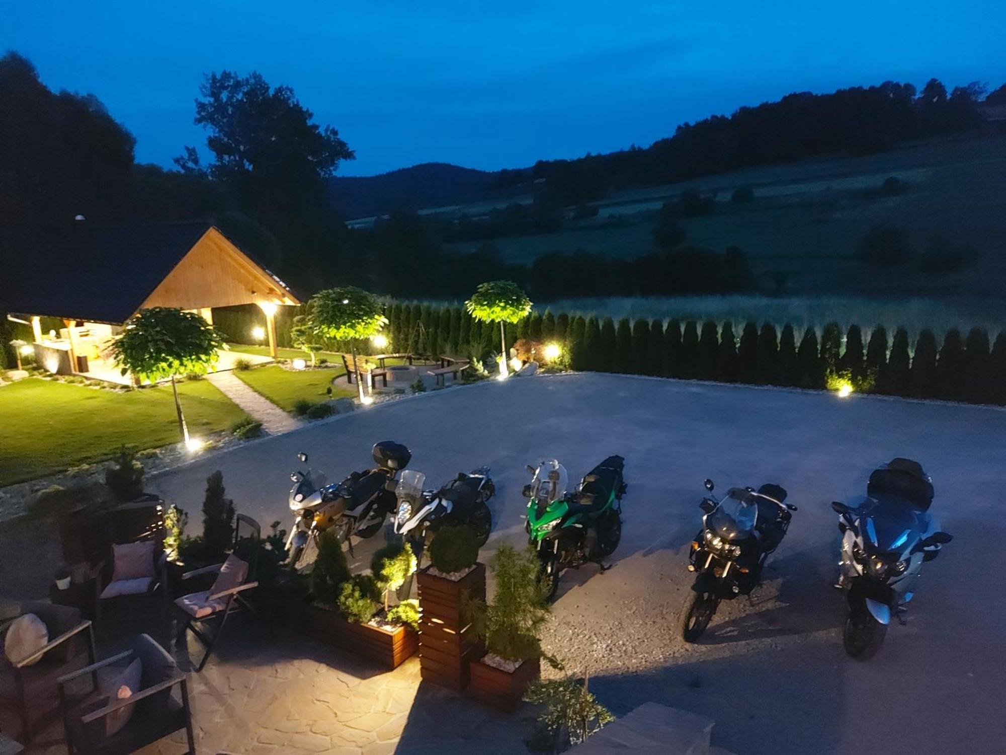 Villa Dwor Bysina Myślenice Esterno foto
